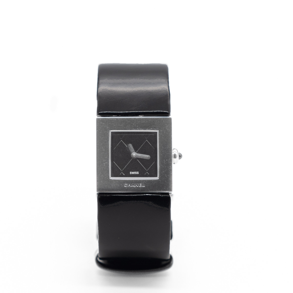 Montre chanel matelassée 2025 acier