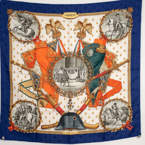 Carré Napoléon soie damassé