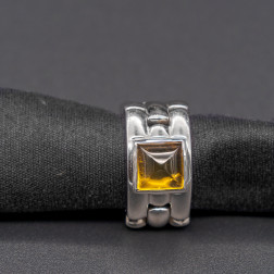 Bague Khesis or blanc 18k ornée d'une superbe citrine