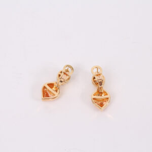 Pair of ear clips gold and diamonds - Image 7