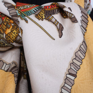Scarf Les Fêtes du Roi Soleil - Image 7