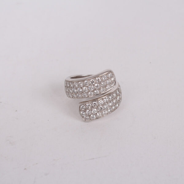Bague or blanc 18k sertie de diamants-0