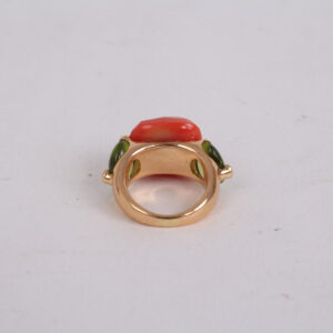 Bague Capri or 18K corail et peridots – Image 4