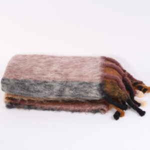 Very large Plaid 100% mohair - Image 6