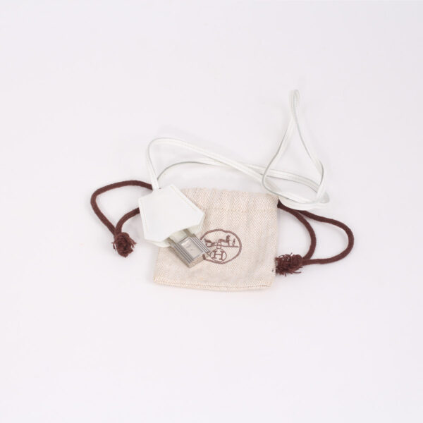Montre de dame Kelly Clochette en cuir gréné blanc-0