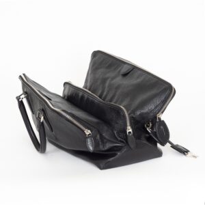 Fine grain soft leather handbag - Image 9