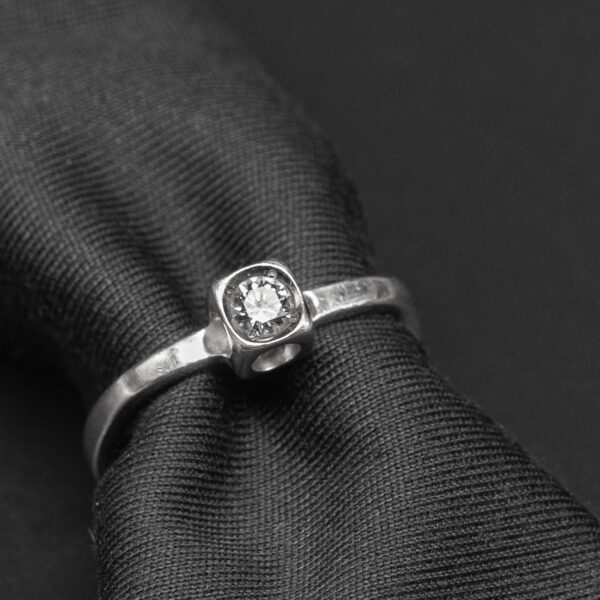 Bague Le Cube Diamant or 18k-0