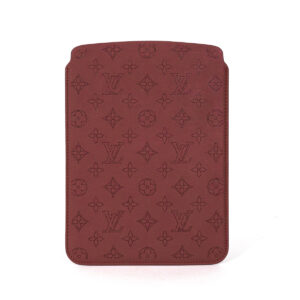 Etui pour Ipad Air en cuir Monogram Perforé rouge – Image 1