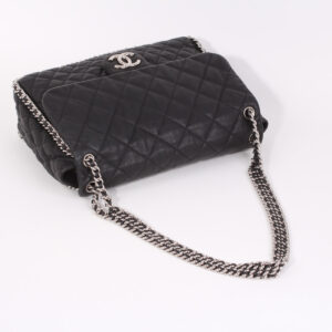 Bolso Chain Around Maxi Jumbo Flap Bag - Imagen 7