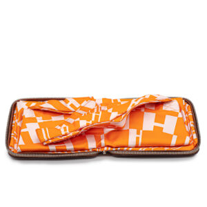 Sac pliable SilkyPop en soie imprimée orange et cuir marron – Image 4
