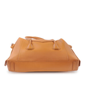 Sac Antigona Soft Medium en cuir Beige – Image 2