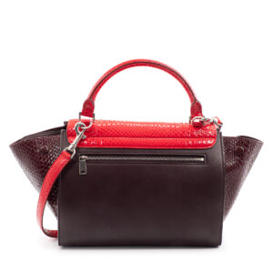 Sac Celine Trapeze Moyen Modèle en python rouge vif et cuir lie de vin – Image 3