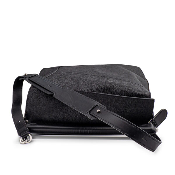 Sac Loewe Puzzle G.M. en cuir gréné noir-21252