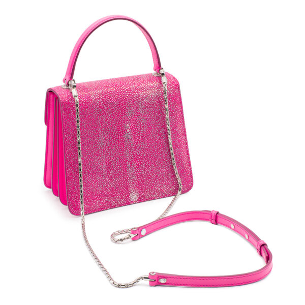 Sac porté épaule ou main Bulgari Serpenti Top Handle en galuchat rose-fushia-21370