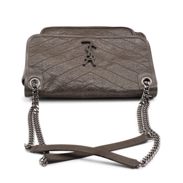 Sac Saint-Laurent Niki medium en cuir vieilli vert kaki-21418