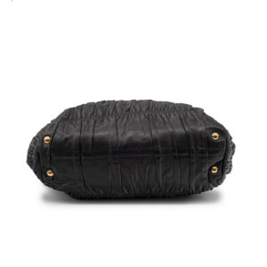 Sac Prada Pleated Grand modèle en cuir souple noir-21401