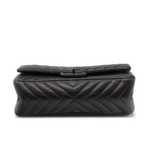 Chanel Bolso 2.55 Small Edición Limitada Todo Negro en piel Chevrons - Imagen 4